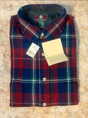 High Sierra Red Navy Green Plaid Button-Up Shirt